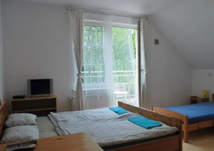 Willa Zlota Plaza בית הארחה